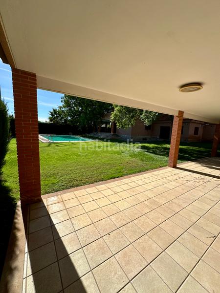 Foto 9f2ebd99-16b9-4de3-9b69-5b0279135c56. Chalet avec cheminée chauffage parking piscine dans Pobla de Vallbona (la)