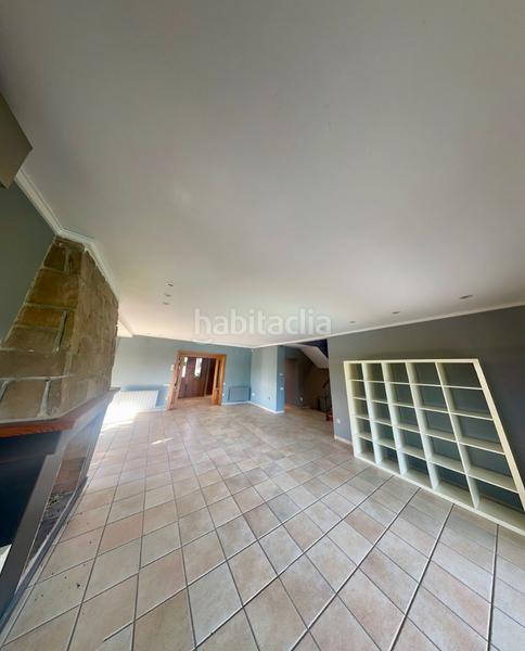 Foto e7099244-8ebd-4330-927f-246d03dd3b0c. Chalet avec cheminée chauffage parking piscine dans Pobla de Vallbona (la)