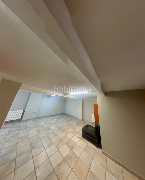 Foto f177fd9d-b3e3-4769-8fb6-cdbeed871a38. Chalet avec cheminée chauffage parking piscine dans Pobla de Vallbona (la)