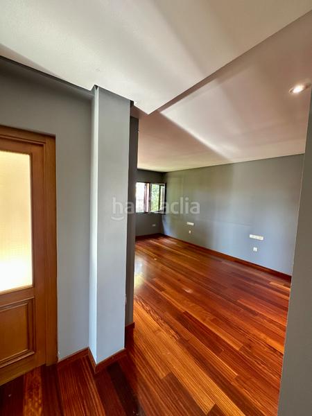 Foto ff347845-d53b-4ce1-a21b-2c9918483bc6. Chalet avec cheminée chauffage parking piscine dans Pobla de Vallbona (la)