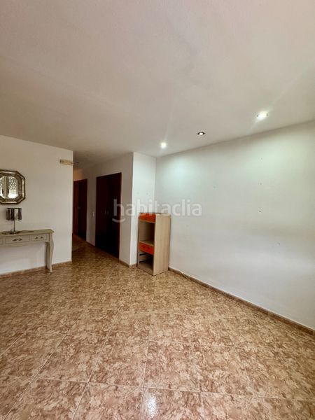 Foto b9f74ee2-3504-4b00-94a2-92861548a14d. Pis a Plaza Elíptica - República Argentina Gandia