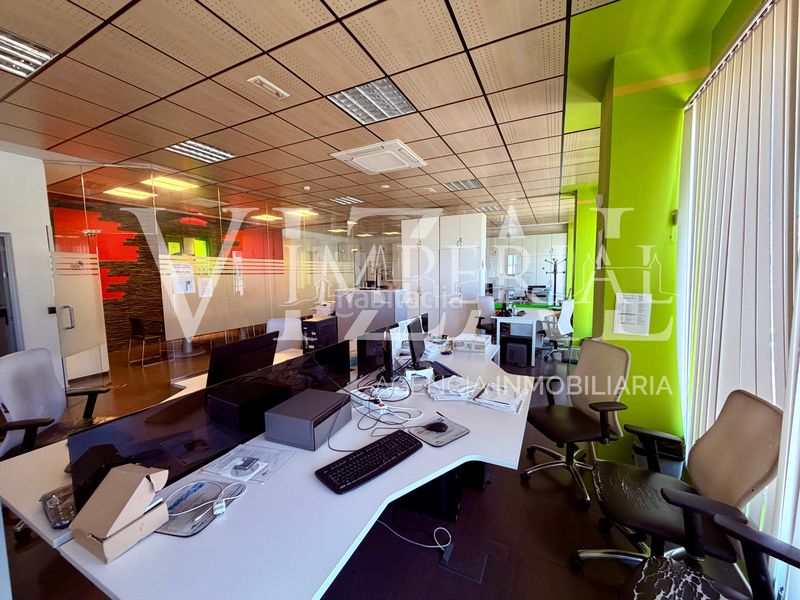 Foto 5d96af91-8700-4939-83eb-2f889232c98c. Nau industrial amb calefacció a Santa María de Benquerencia Toledo