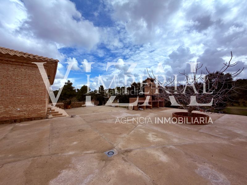 Foto df5a91aa-d0b8-4d00-ae14-5da4d9da3a74. Xalet amb calefacció aparcament a Los Cigarrales-La Bastida Toledo