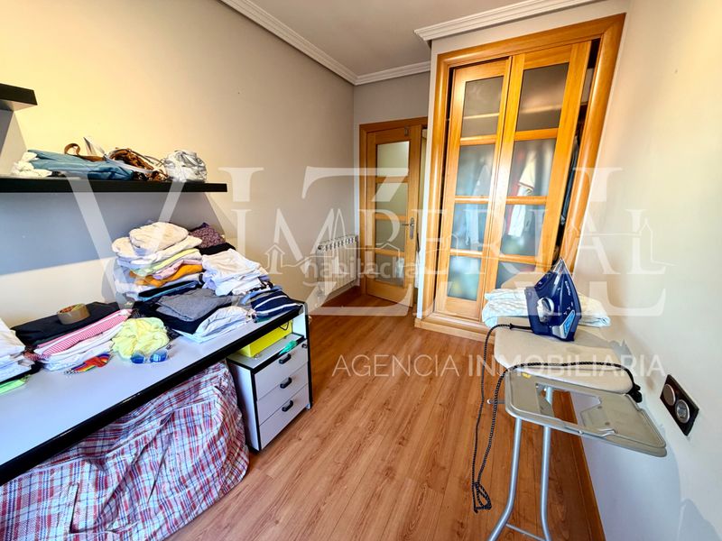 Foto 0df8cc64-f4b0-42b6-9a44-6f99097d2cb5. Pis amb calefacció aparcament piscina a Centro Ocaña