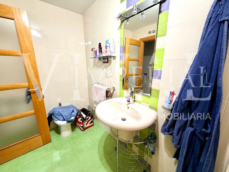 Foto 14a4aa7b-77d4-474c-a722-16c5f5941e97. Pis amb calefacció aparcament piscina a Centro Ocaña