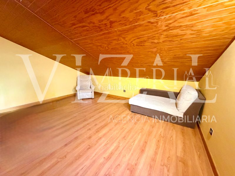 Foto c9adb465-738e-4a98-9bcd-d7df0fdf09a1. Pis amb calefacció aparcament piscina a Centro Ocaña