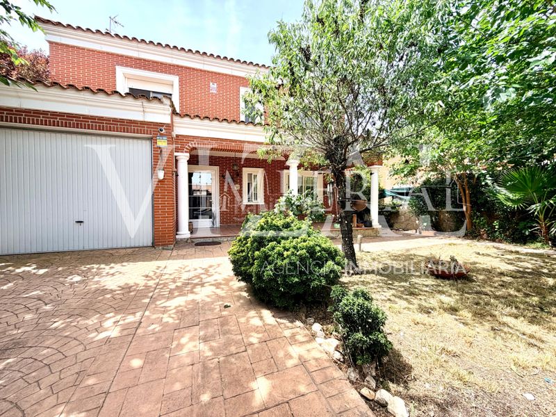 Foto c4ab8762-caef-4630-b08c-1b5415992170. Xalet amb calefacció aparcament piscina a Barcience