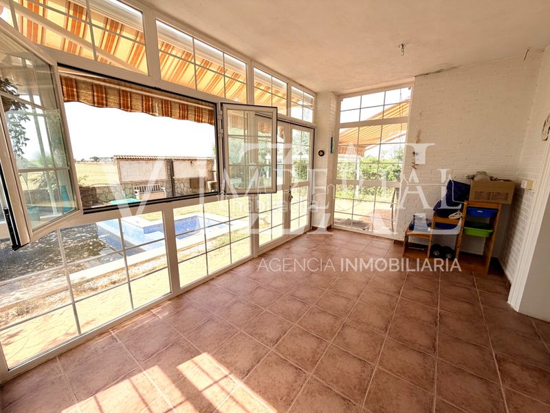 Foto f2a3c967-4e87-4c24-a007-3afcd77b6c53. Xalet amb calefacció aparcament piscina a Barcience