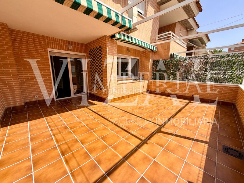 Foto 56ecfda3-772f-4283-bb49-dd9017a85c27. Casa adossada amb xemeneia aparcament piscina a Buenavista-Valparaíso-La Legua Toledo