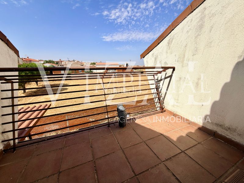 Foto 83cd800f-1a64-481f-9a99-8a3684fe66a1. Duplex con riscaldamento parcheggio in Noez