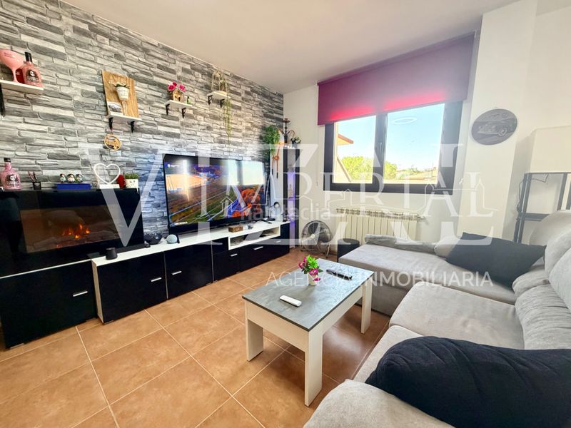 Foto d823346c-428b-4e8b-8dea-36b9f38a891f. Duplex con riscaldamento parcheggio in Noez