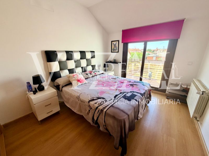 Foto f443c9b8-78b6-4bb2-b86b-62b425078521. Duplex con riscaldamento parcheggio in Noez