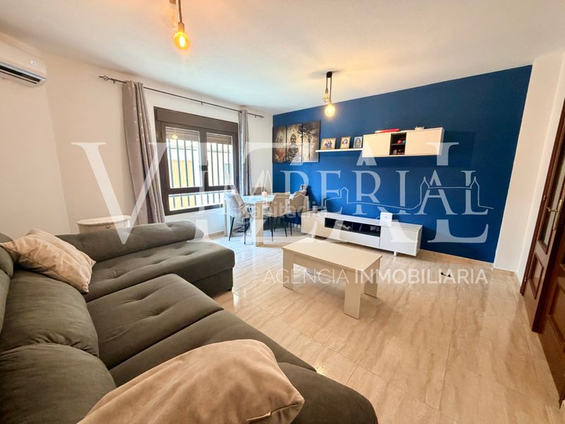 Foto 4d5cc6aa-b3b2-4eb2-9052-13235865886a. Flat with heating parking in Yepes