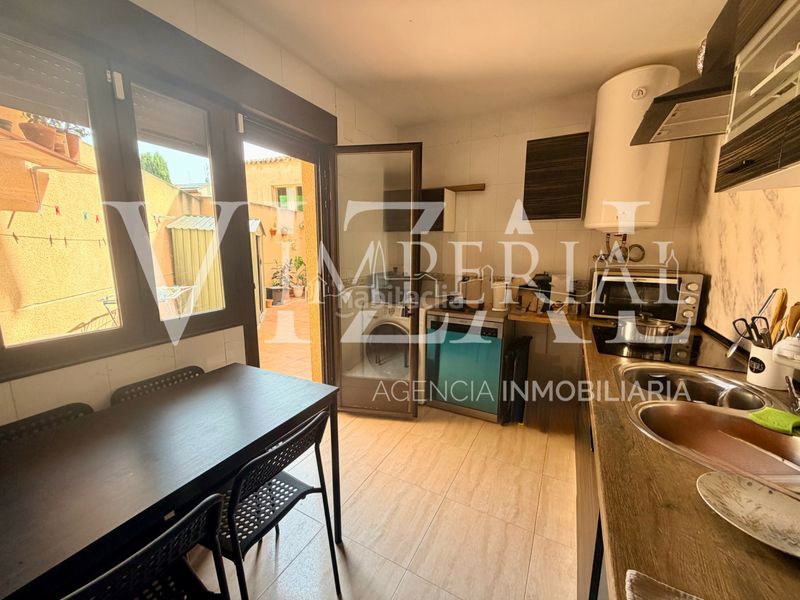 Foto cb8dc079-070a-4e6e-9234-067772679796. Flat with heating parking in Yepes