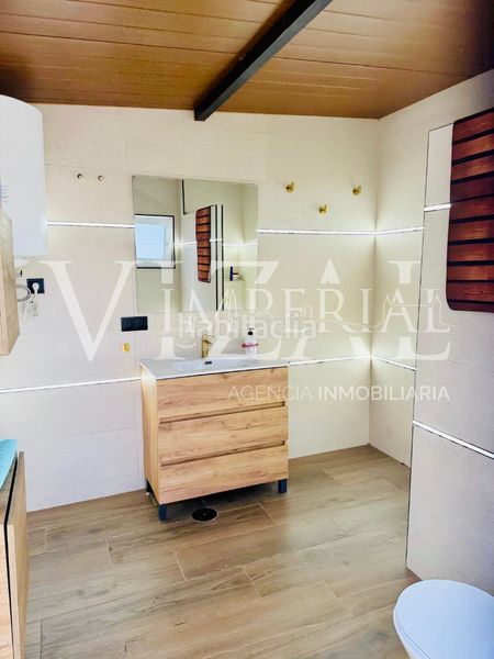 Foto c81253e6-f53d-48a2-8e6c-f909fb1d8d13. Casa amb xemeneia calefacció aparcament piscina a Hormigos