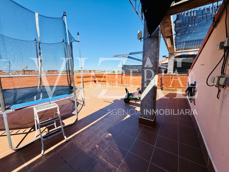 Foto aa6f9673-41a7-4718-bd7d-990dbd28c931. Pis amb calefacció aparcament a Torrijos