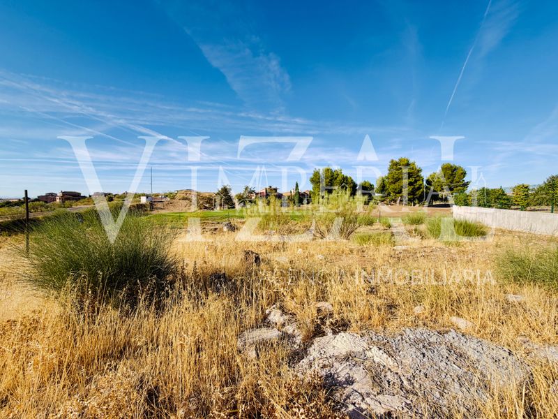 Foto ad43e5d2-76b7-4785-8be2-2137a03a9569. Terreny residencial a Layos