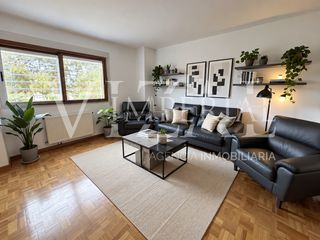 Etagenwohnung  Calle río estenilla. Vivienda a escasos metros del hospital universitario