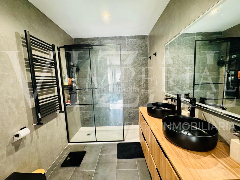 Foto 7bba827d-7943-47b3-b7bd-9abd9e7cde46. Casa a schiera con riscaldamento parcheggio piscina in Toledo