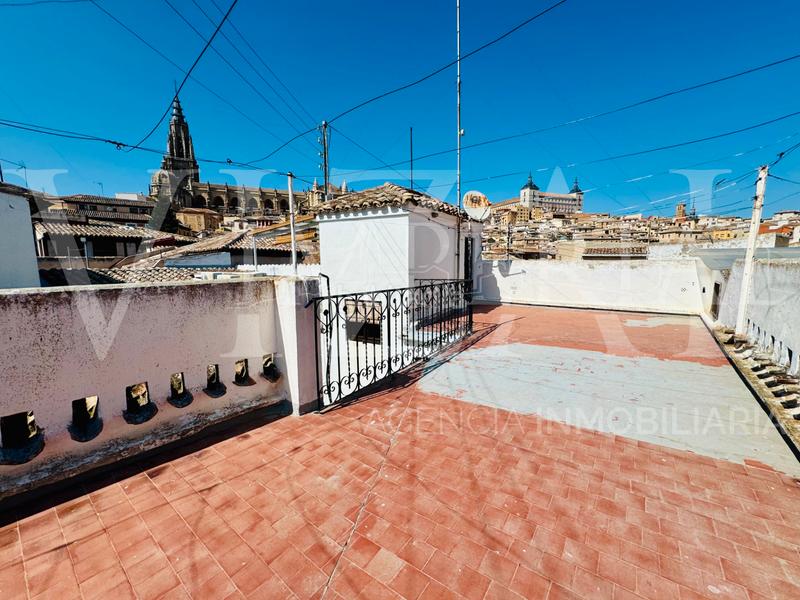 Foto b17fe016-76d9-4a3e-bda7-f5d565f4da2c. Piso inmueble exclusivo en pozo amargo en Casco Histórico Toledo