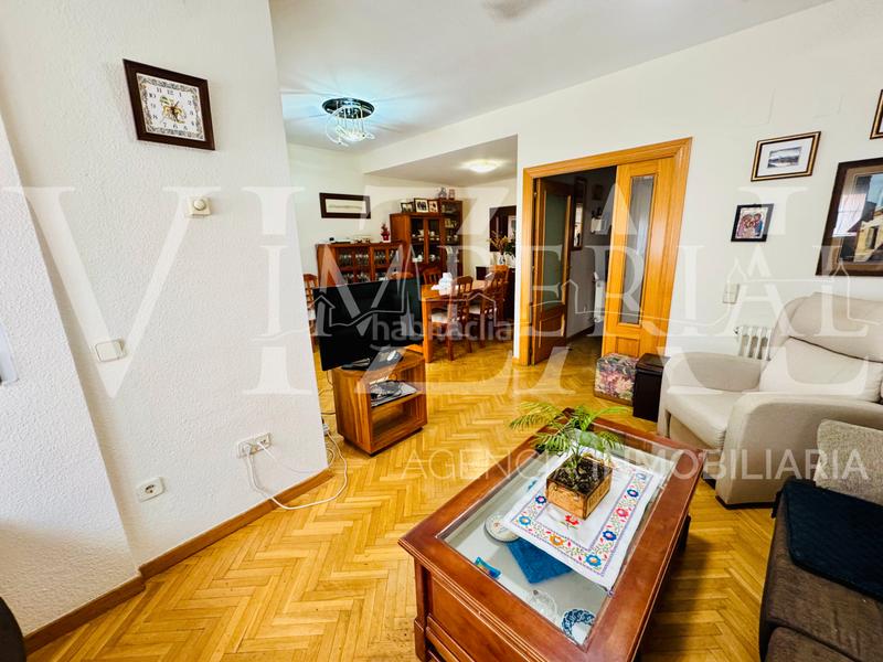 Foto 5332b414-8983-477e-aeb1-861a8563d6e5. Xalet amb calefacció aparcament piscina a Avenida Europa-San Antón Toledo