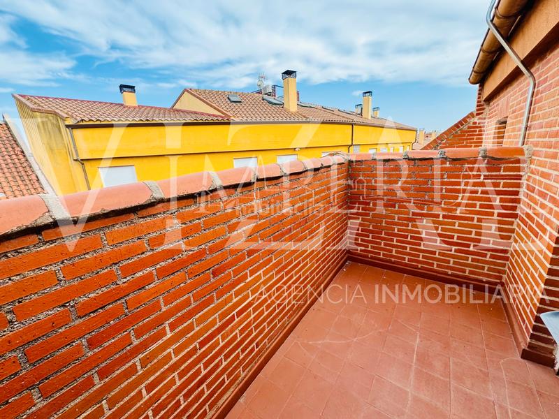 Foto 6e154865-fb1e-4d33-af4f-4f4442dd535f. Xalet amb calefacció aparcament piscina a Avenida Europa-San Antón Toledo