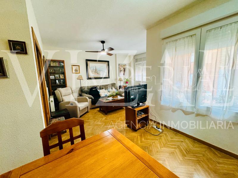 Foto 82da4f6c-03a8-48e0-a156-f33f013c087b. Xalet amb calefacció aparcament piscina a Avenida Europa-San Antón Toledo