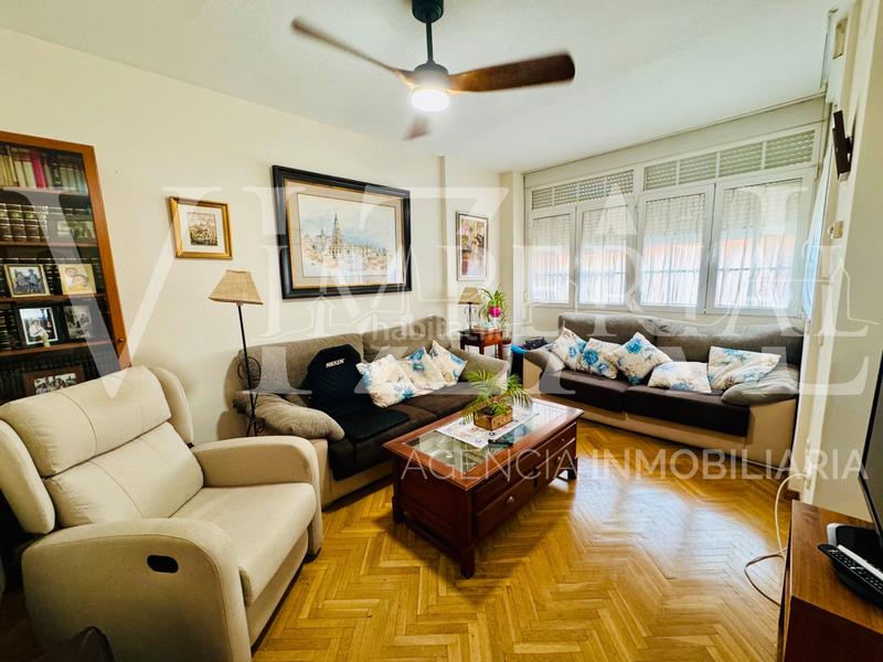 Foto b59372a6-5158-4764-ae48-b96366d72bd1. Xalet amb calefacció aparcament piscina a Avenida Europa-San Antón Toledo