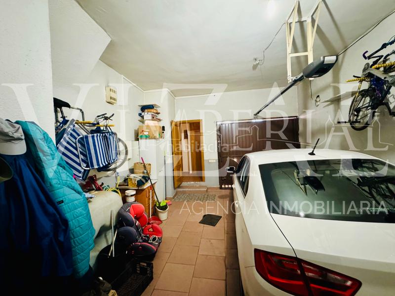 Foto ff168a32-fb52-46fd-86c0-7c54d5c9a6f9. Xalet amb calefacció aparcament piscina a Avenida Europa-San Antón Toledo