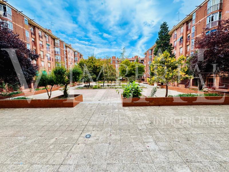 Foto 0bfe745a-f5aa-4b60-86ab-ffb7aa46c88e. Piso oportunidad disponible en río alberche en Santa María de Benquerencia Toledo