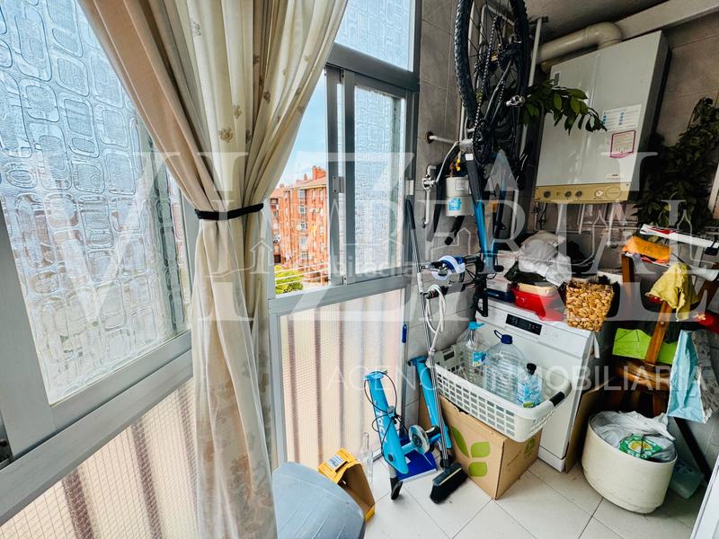 Foto 1a5014f2-36b8-48ed-85e9-0b0f35ed6119. Piso oportunidad disponible en río alberche en Santa María de Benquerencia Toledo