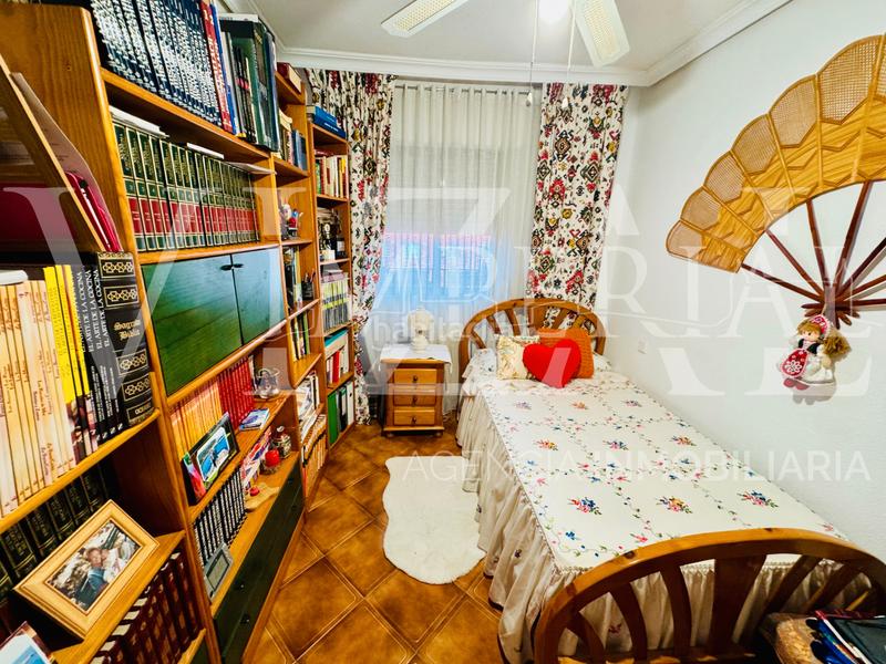 Foto 3d16c71a-ccaf-425b-8def-0e33328b9219. Piso oportunidad disponible en río alberche en Santa María de Benquerencia Toledo