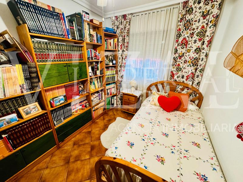 Foto fffae9a1-ac30-4c1c-9025-ba57cb82af5a. Piso oportunidad disponible en río alberche en Santa María de Benquerencia Toledo