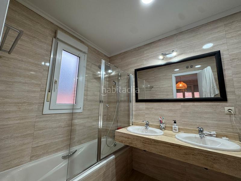 Foto 26fabc2e-d1f2-4a18-96a1-194193aa2746. Location chalet avec cheminée chauffage parking piscine dans Loeches