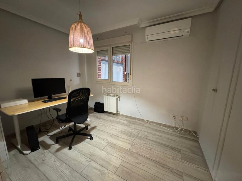 Foto 5f74eaa8-afc4-4857-bf5f-f98fe4486757. Location chalet avec cheminée chauffage parking piscine dans Loeches