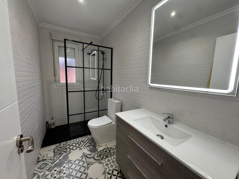 Foto 734cf5f3-eaa0-41f0-afe4-074394e38b2e. Location chalet avec cheminée chauffage parking piscine dans Loeches