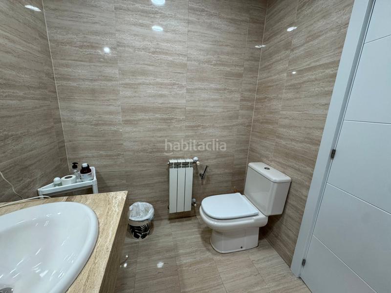 Foto 9e08238e-b1d4-4ffa-93bc-76f5d312e387. Location chalet avec cheminée chauffage parking piscine dans Loeches