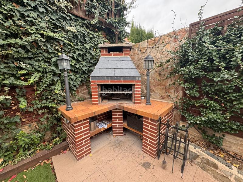 Foto c449385a-5375-4dc7-9e5a-cf8093cd97b0. Location chalet avec cheminée chauffage parking piscine dans Loeches