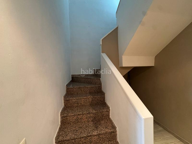 Foto ce440fc8-2526-4bca-9c3b-d3dc9559fc14. Location chalet avec cheminée chauffage parking piscine dans Loeches