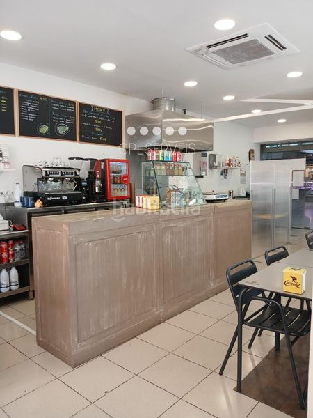 Foto 4ac017a7-a7cf-4e40-af4b-a367499972d8. Alquiler local comercial en verge de l'assumpció churreriaheladeria en traspaso en Barberà del Vallès