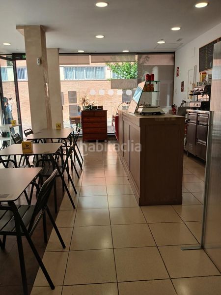 Foto 6e4e6b7e-f01c-4e84-8408-cef5759270cd. Alquiler local comercial en verge de l'assumpció churreriaheladeria en traspaso en Barberà del Vallès