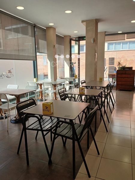 Foto a81df6d1-dfe8-4f83-9dfa-056d1a597327. Alquiler local comercial en verge de l'assumpció churreriaheladeria en traspaso en Barberà del Vallès