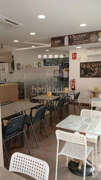 Foto d3e8dfda-912b-4def-8c04-c0bc14d3180c. Alquiler local comercial en verge de l'assumpció churreriaheladeria en traspaso en Barberà del Vallès