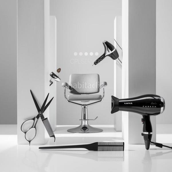 Foto bde4ed6f-359e-4fbd-b8a4-58de68529f92. Trapasso locale commerciale in Centre Badalona