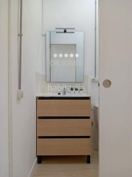 Foto e261d762-4a7b-4861-becc-ecec3ddc350c. Rent office space in Centre Badalona