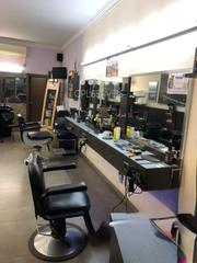 Location Local commercial  Catalunya. Barberia en traspaso badalona