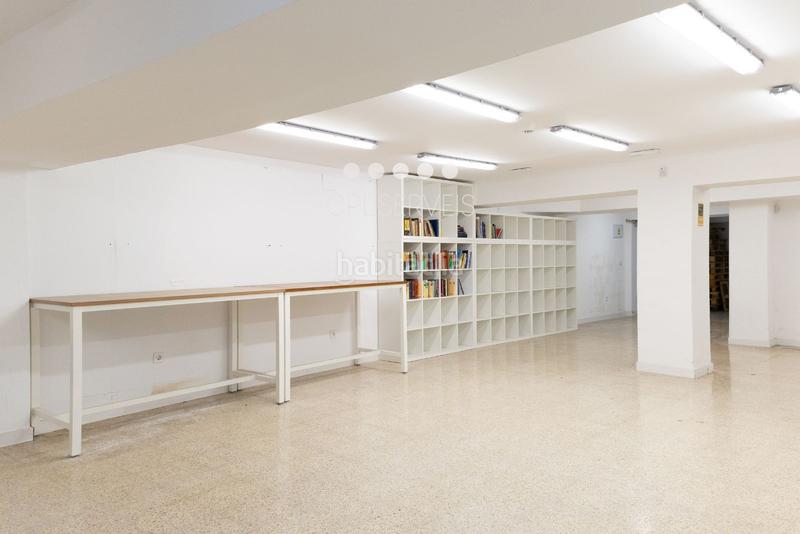 Foto ea961b04-35c0-4404-a041-67f0bded19a5. Local comercial local oficina con licencia para actividades especiliazadas de oficina en Barcelona