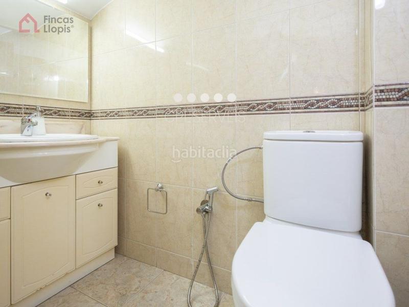 Foto b662cd16-b542-424f-8f62-ef03bcf1df17. Local comercial a La Marina del Prat Vermell Barcelona