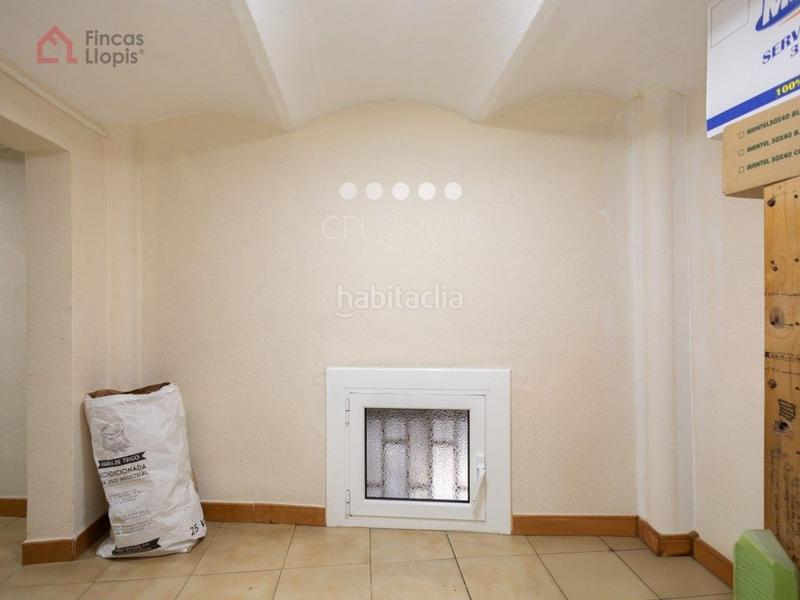 Foto d689ac55-9306-4386-a2c5-2275df225300. Local comercial a La Marina del Prat Vermell Barcelona