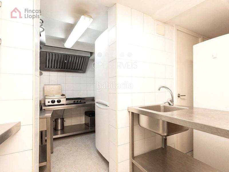 Foto f39f5122-01e9-47bf-82c8-b64e42c58f74. Local comercial a La Marina del Prat Vermell Barcelona